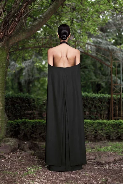 Look 18